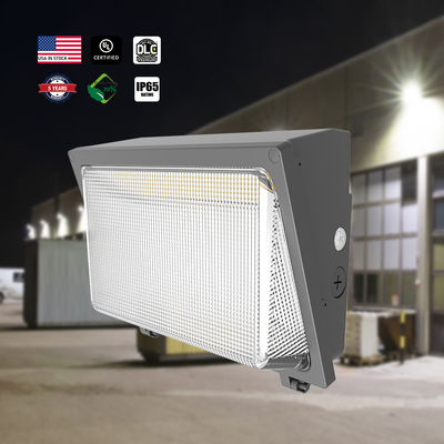 OEM FCC UL 30W-120W LED Wall Pack Light 140lm/W 3CCT ρυθμιζόμενο για τοποθεσία φόρτωσης